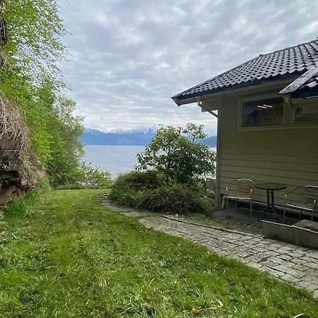 Semesterbostad Hus Sentralt I Oystese Med Privatliv *
